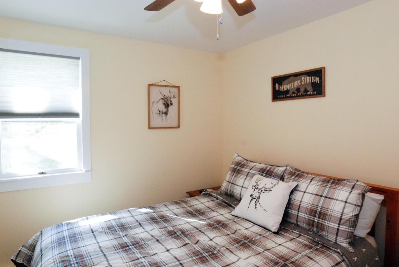 Maple Leaf Lodge Schroon Lake Ngoại thất bức ảnh