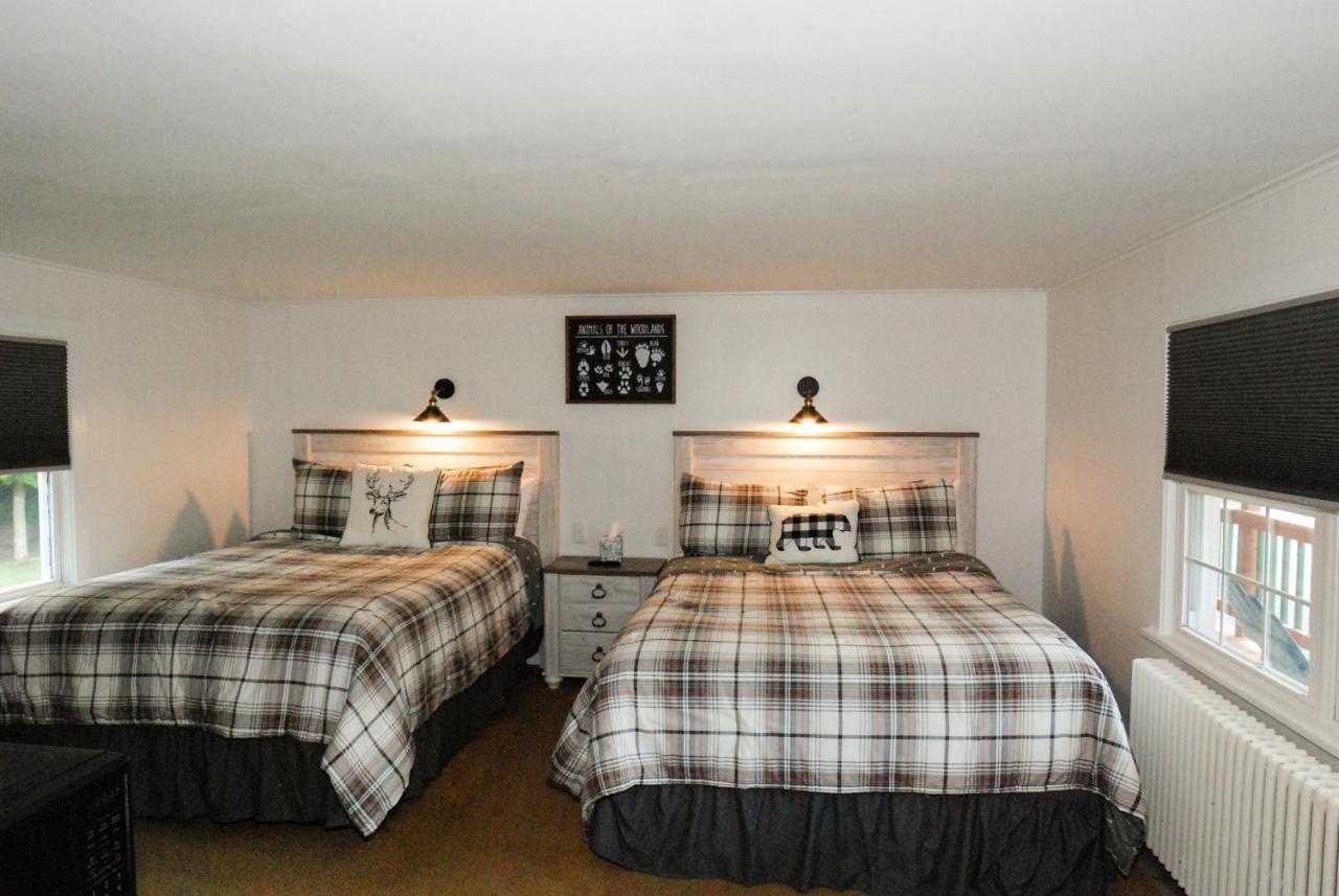 Maple Leaf Lodge Schroon Lake Ngoại thất bức ảnh
