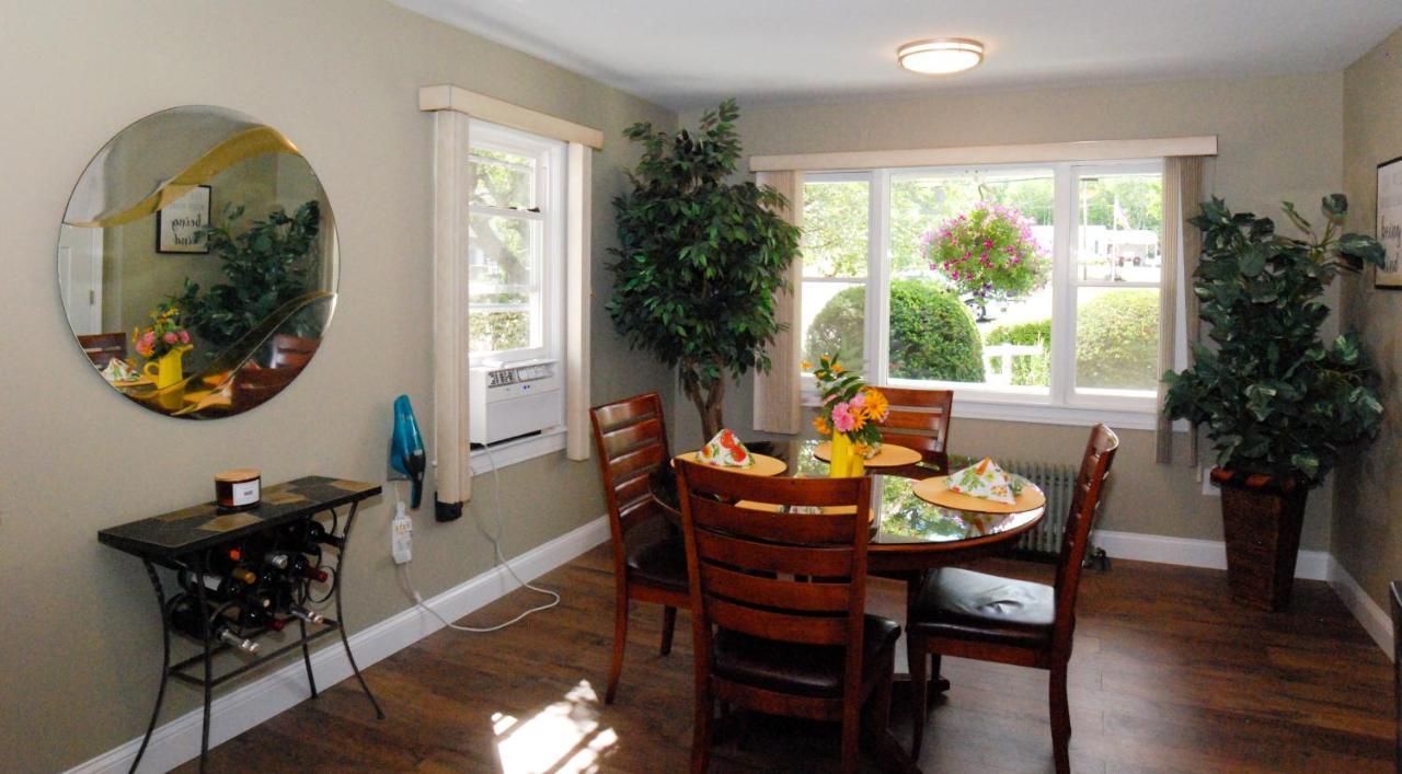 Maple Leaf Lodge Schroon Lake Ngoại thất bức ảnh